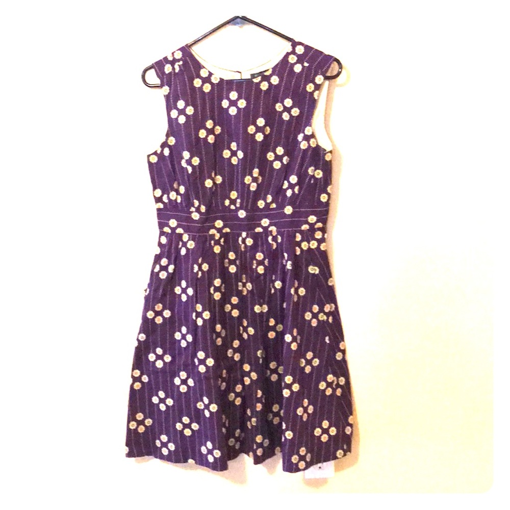 Emily and fin sleeveless dress